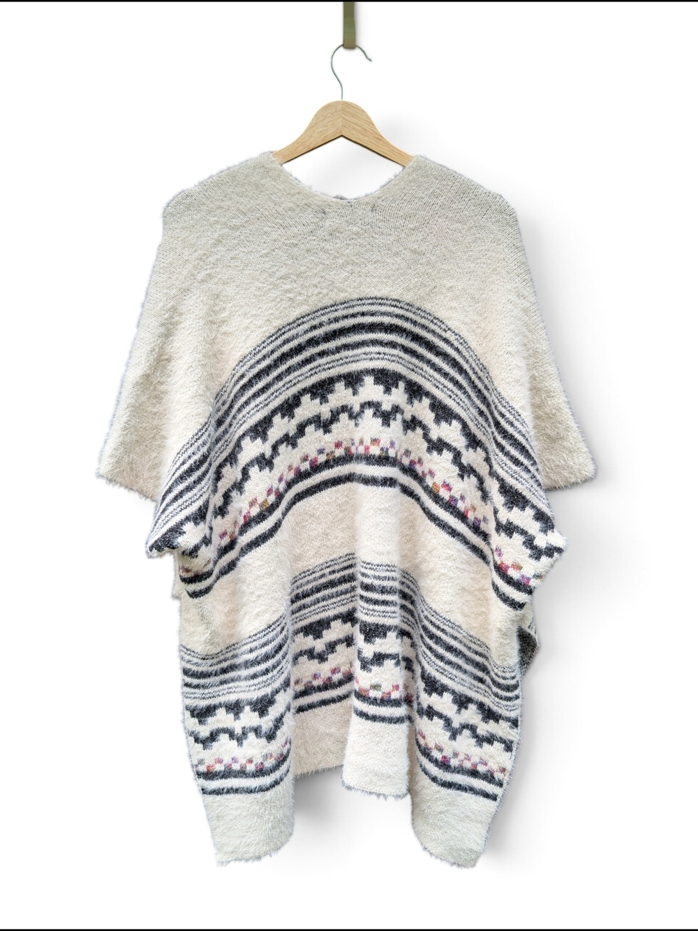 Ivory Patterned Open-Front Knit Poncho - Picture 2 of 3